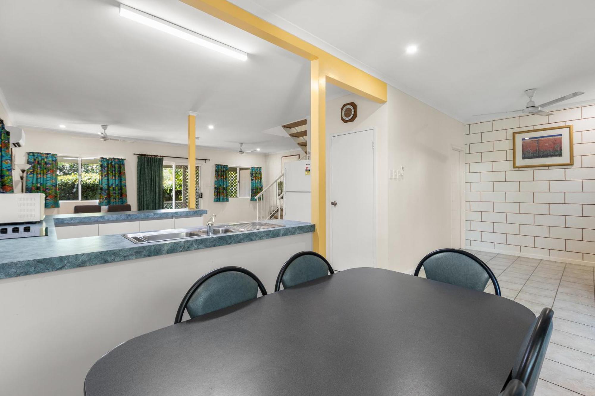 Cable Beachside Villas Broome Bagian luar foto