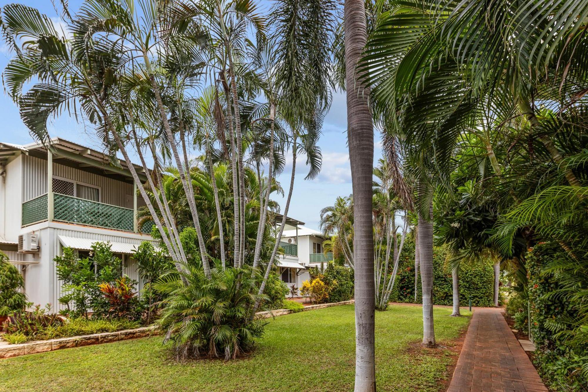 Cable Beachside Villas Broome Bagian luar foto