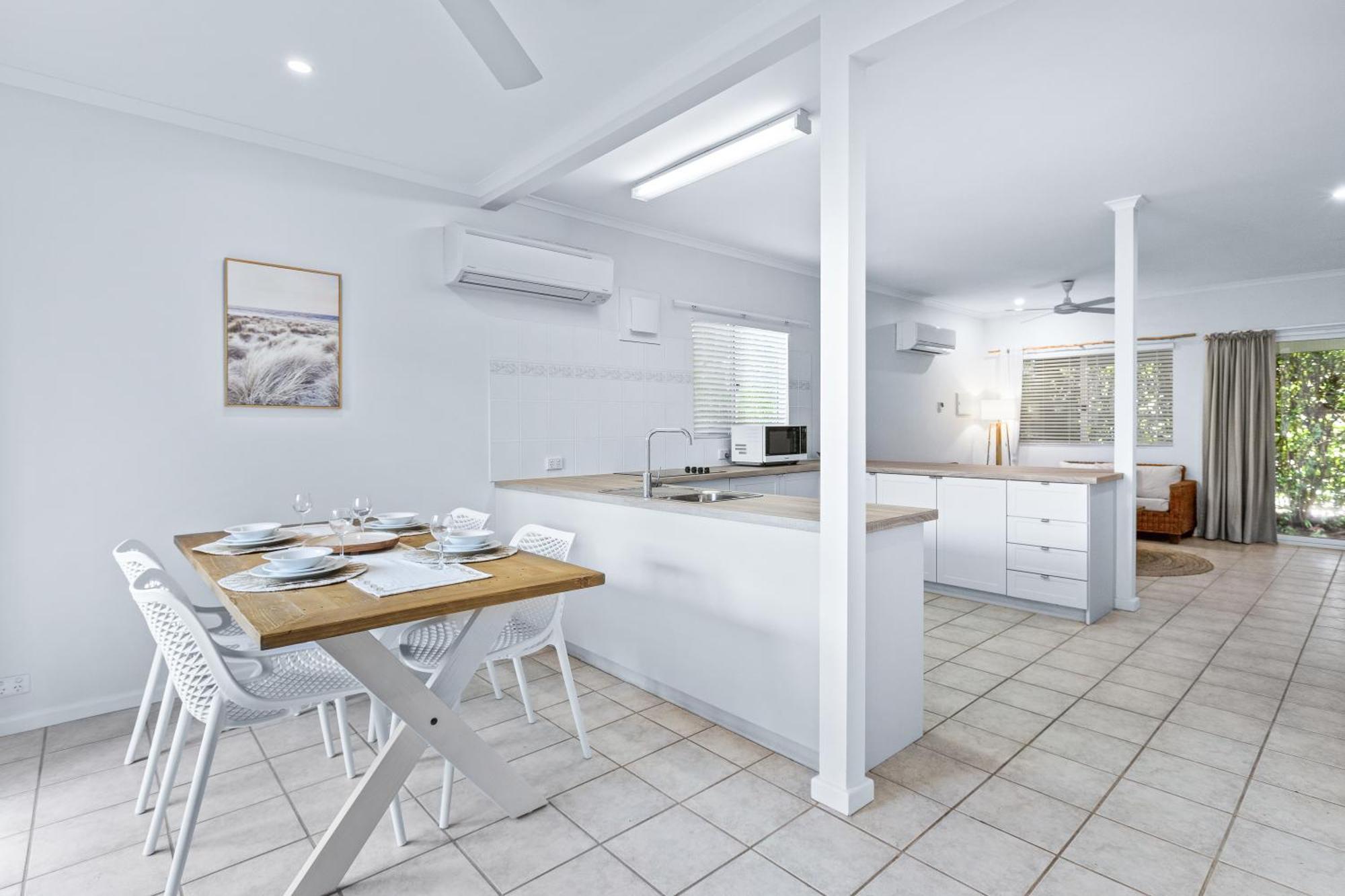 Cable Beachside Villas Broome Bagian luar foto
