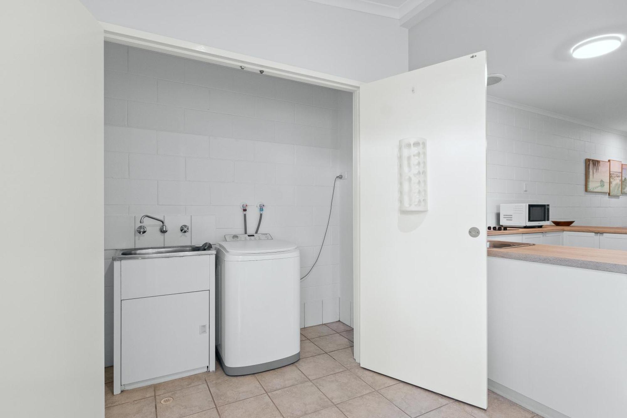 Cable Beachside Villas Broome Bagian luar foto
